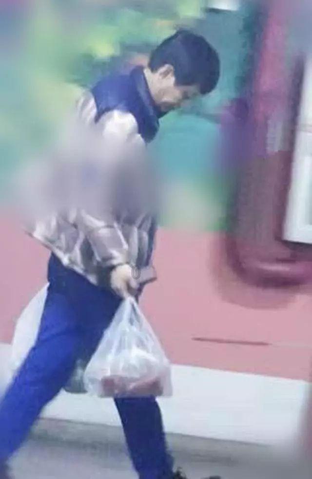 寒风中的守护者——交警蜀黍在行动